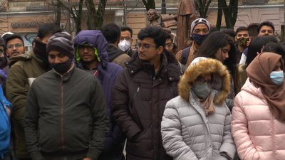 Бійка іноземців у Франківську. Студенти з Індії розповіли свою версію конфлікту Бійка іноземців у Франківську. Студенти з Індії розповіли свою версію конфлікту