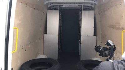 ЄС надав ДБР мобільні криміналістичні лабораторії ЄС надав ДБР мобільні криміналістичні лабораторії