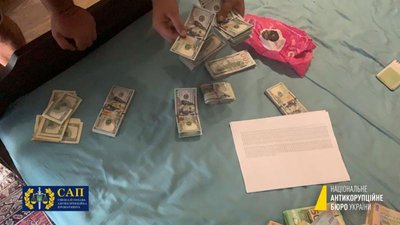 Голову райсуду на Вінниччині викрили на хабарі Голову райсуду на Вінниччині викрили на хабарі