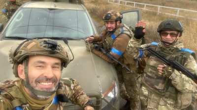 Командир бригади "Хартія" Всеволод Кожемяко з побратимами, Харківська область Командир бригади "Хартія" Всеволод Кожемяко з побратимами, Харківська область