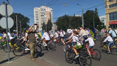 Велопробіг у вишиванках у Луцьку Велопробіг у вишиванках у Луцьку