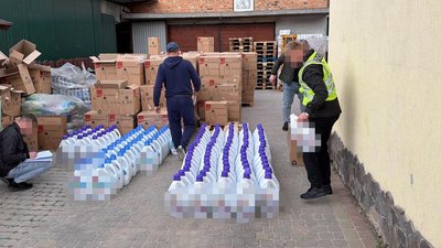 Підробка пральних порошків, 13 мільйонів гривень, на Тернопільщині, підозрюють