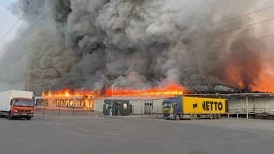 cклад нової пошти, де згоріли книжки видавництв Основи і Крапки