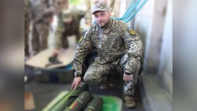 "Читаю лекції з історії побратимам". Як викладач з Кропивницького став захисником України
