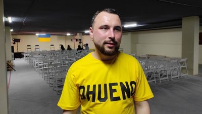 У Черкасах провели доброчинний комедійний вечір на підтримку ЗСУ