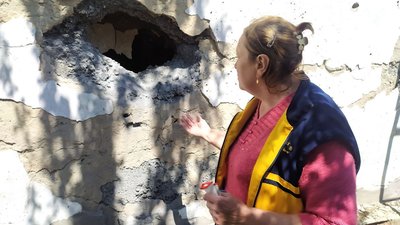 "20 хвилин з хати вибирався" — мешканці про ракетний обстріл військами РФ Білопілля на Сумщині "20 хвилин з хати вибирався" — мешканці про ракетний обстріл військами РФ Білопілля на Сумщині