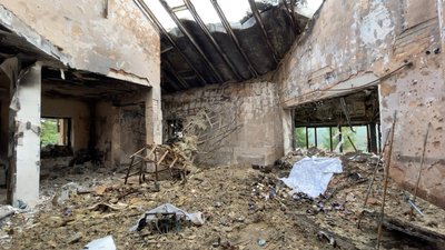 Росіяни облаштували офіцерський штаб у приватному будинку селища Малі Проходи на Харківщині Росіяни облаштували офіцерський штаб у приватному будинку селища Малі Проходи на Харківщині