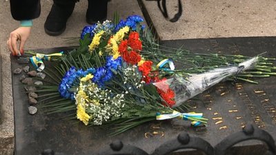 "Загинуло понад 3 тисячі євреїв". У Сумах вшанували жертв Голокосту