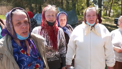 Конфлікт через церкву на Рівненщині: що кажуть сторони та як влада буде "мирити" парафіян Конфлікт через церкву на Рівненщині: що кажуть сторони та як влада буде "мирити" парафіян