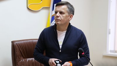 У Житомирі двом захисникам України вручили державні відзнаки У Житомирі двом захисникам України вручили державні відзнаки