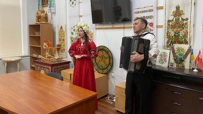 Веснянки, писанки та продуктовий кошик: яких традицій дотримувалися жителі Дніпропетровщини на Великдень Веснянки, писанки та продуктовий кошик: яких традицій дотримувалися жителі Дніпропетровщини на Великдень
