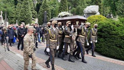 Оплески для композитора: у Львові поховали Мирослава Скорика Оплески для композитора: у Львові поховали Мирослава Скорика