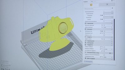 В Одесі на 3D-принтері надрукували апарат штучної вентиляції легень В Одесі на 3D-принтері надрукували апарат штучної вентиляції легень