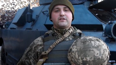 Прикарпатські бійці, які служать в зоні ООС, декламують Шевченка Прикарпатські бійці, які служать в зоні ООС, декламують Шевченка