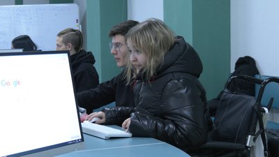 "Дітям треба давати "зелене світло", — мама студентки з інвалідністю Світлана Лишняк "Дітям треба давати "зелене світло", — мама студентки з інвалідністю Світлана Лишняк