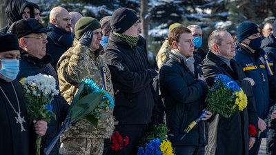 Дніпропетровщині вшановують пам'ять Героїв Небесної Сотні (ФОТОРЕПОРТАЖ) Дніпропетровщині вшановують пам'ять Героїв Небесної Сотні (ФОТОРЕПОРТАЖ)