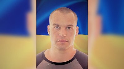 На Буковині прощаються з військовим Вишняковим