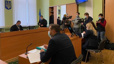 Харківська міськрада просить зупинити провадження у справі проспекту Жукова
