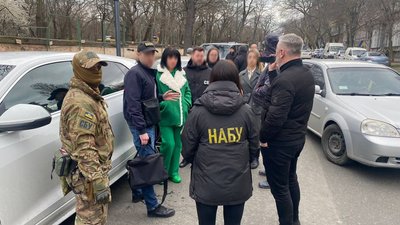 Суддю із Одеси викрили на отриманні хабара — НАБУ Суддю із Одеси викрили на отриманні хабара — НАБУ
