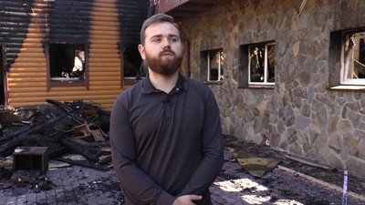 Директор дитячого табору "Сонячні Карпати" Святослав Шкіндюк розповів про пожежу у Красноїллі Директор дитячого табору "Сонячні Карпати" Святослав Шкіндюк розповів про пожежу у Красноїллі