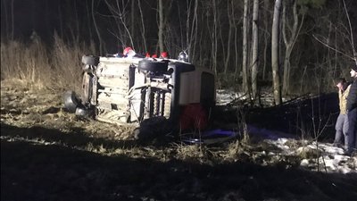 Неподалік Рівного зіткнулось два авто, є загиблий і травмовані