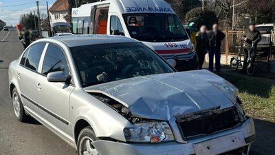 Внаслідок ДТП в Ужгороді травмувалося троє людей