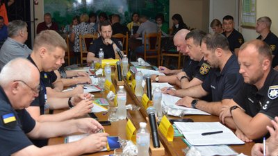 Підведення підсумків тактико-спеціальних навчань на території ХАЕС та міста-супутника Нетішин.