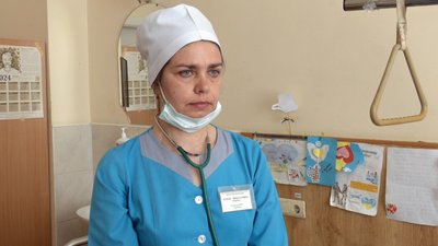Як працюють медсестри в медзакладі на Волині, де лікуються після поранень бійці Як працюють медсестри в медзакладі на Волині, де лікуються після поранень бійці