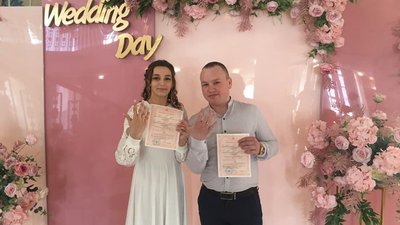 Найстаршому нареченому – 72 роки: у Луцьку за день побралася 31 пара молодят Найстаршому нареченому – 72 роки: у Луцьку за день побралася 31 пара молодят