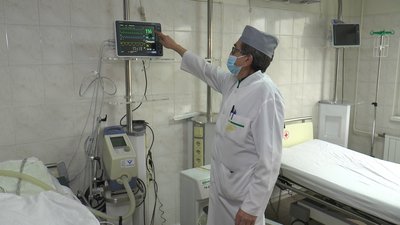 Медзаклади Прикарпаття отримали апарати ШВЛ від Угорщини Медзаклади Прикарпаття отримали апарати ШВЛ від Угорщини