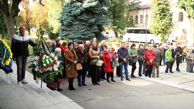 У Житомирі попрощалися з заслуженим діячем мистецтв України, викладачем музичних дисциплін Петром Даценком У Житомирі попрощалися з заслуженим діячем мистецтв України, викладачем музичних дисциплін Петром Даценком