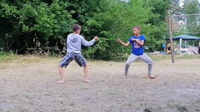 Два тижні юні каратисти на Сумщині відточували свої навички, аби отримати пояси Два тижні юні каратисти на Сумщині відточували свої навички, аби отримати пояси