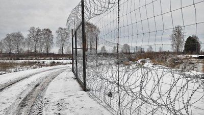 Протитанкові рови, міни й колючий дріт: як відбувається укріплення кордону з Білорусюю на Волині Протитанкові рови, міни й колючий дріт: як відбувається укріплення кордону з Білорусюю на Волині