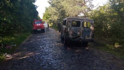 Міг загорітись ліс: на Рівненщині двічі за тиждень на ходу спалахували авто