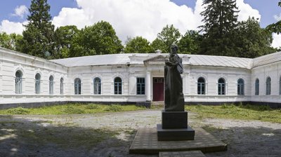 Полкова канцелярія, маєтки та родинні усипальниці: козацька архітектура на Чернігівщині Полкова канцелярія, маєтки та родинні усипальниці: козацька архітектура на Чернігівщині