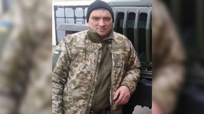 У Чернівецькій області прощаються з військовим Новіцьким, який загинув на Донеччині