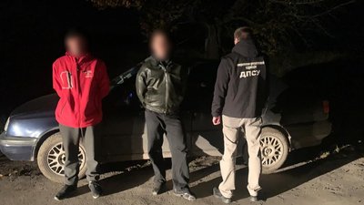 Житель Полтавщини заплатив 8 тисяч доларів за незаконний виїзд закордон
