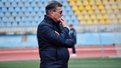 Першоліговий "Ужгород" покинули 10 футболістів. Тренер розповів про кадрові зміни