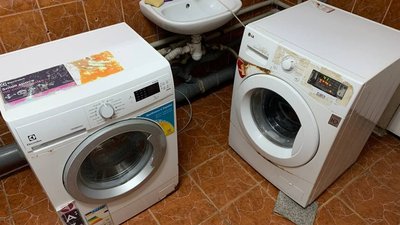 В Івано-Франківську ремонтують три гуртожитки медичного університету В Івано-Франківську ремонтують три гуртожитки медичного університету