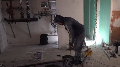 У Черкасах облаштовують укриття на пів сотні людей У Черкасах облаштовують укриття на пів сотні людей