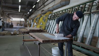 Релокація бізнесу: на Рівненщину з Києва перебралась фірма, яка виготовляє паркет