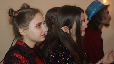 У Охтирці на Сумщині провели кінотабір для підлітків з центру та сходу України У Охтирці на Сумщині провели кінотабір для підлітків з центру та сходу України