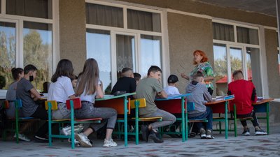 Діти на уроці