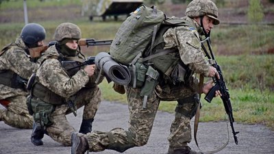 Військові Тернопільської артбригади завершили навчання на Рівненському полігоні Військові Тернопільської артбригади завершили навчання на Рівненському полігоні