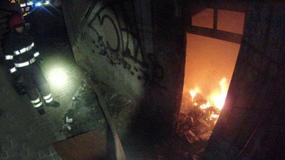 Пожежа виникла в житловому будинку на вулиці Данила Галицького (м. Кам’янець-Подільський).
