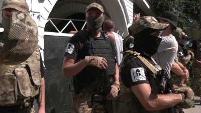 Поліція посилила безпеку в селищі на Харківщині, де вимагають виселення ромів