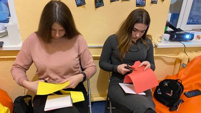 Переселенці з Крамоторська відкрили у Вінниці школу волонтерства Переселенці з Крамоторська відкрили у Вінниці школу волонтерства