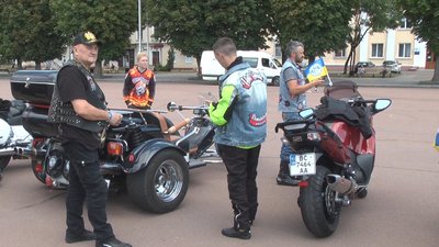 Головна мета мотопробігу – показати, що Україна єдина. Фото: Суспільне.