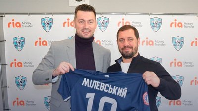 Артем Мілевський підписав контракт із "Минаєм"