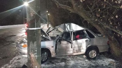 Їхав без паска безпеки. В аварії у Луцьку загинув 27-річний водій Їхав без паска безпеки. В аварії у Луцьку загинув 27-річний водій